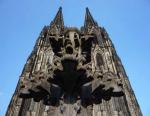 Kölner Dom mit Kreuzblume