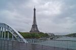 Tour Eiffel v Seine