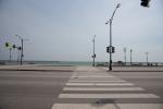 ROH: Straße in Chicago vorm Lake Michigan