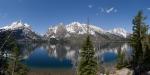 (132)	Panorama auf den Jenny Lake und die Berge