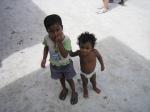 Arme Kinder auf den Malediven