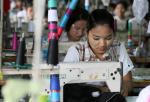 Myanmar - Produktion von Fleeceshirts 2