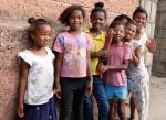 Schulmädchen in Madagaskars Hauptstadt Antananarivo