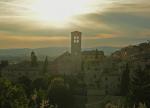 Assisi in der blauen Stunde